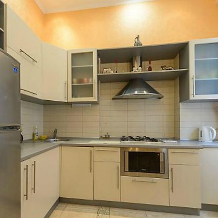 Flat Apartment Kiev Bagian luar foto